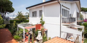 Villa Viola - 350 mt from the beach - Outdoor Jacuzzi Terracina